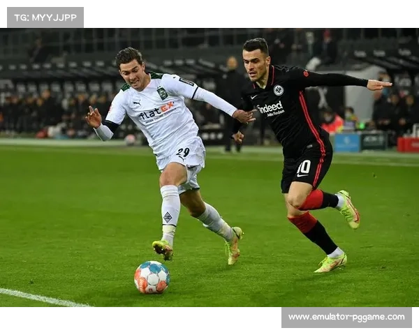 法兰克福3-0终结九场不胜,防守反击战术克制门兴传切 法兰克福3-0终结九场不胜,防守反击战术克制门兴传切